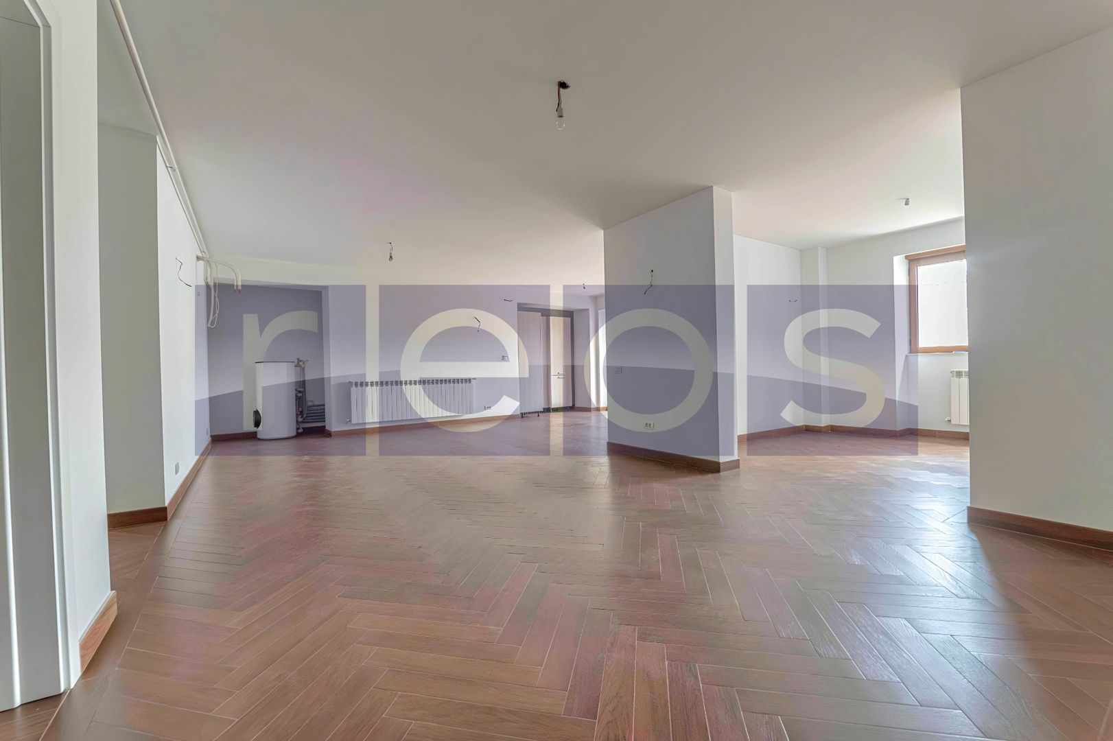 3 CAMERE | DOROBANTI - Poză 1