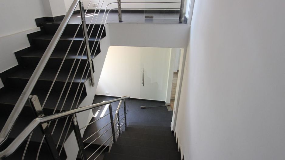 Imobil birouri in zona ultracentrala - Poză 8