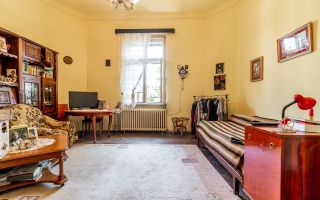 Apartament cu 4 camere si terasa si curte proprie, langa primarie - Poză 9