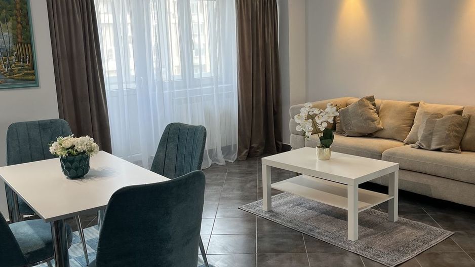 Apartament 2 camere Decebal langa Sanador, 3 balcoane, prima inchiriere - Poză 1