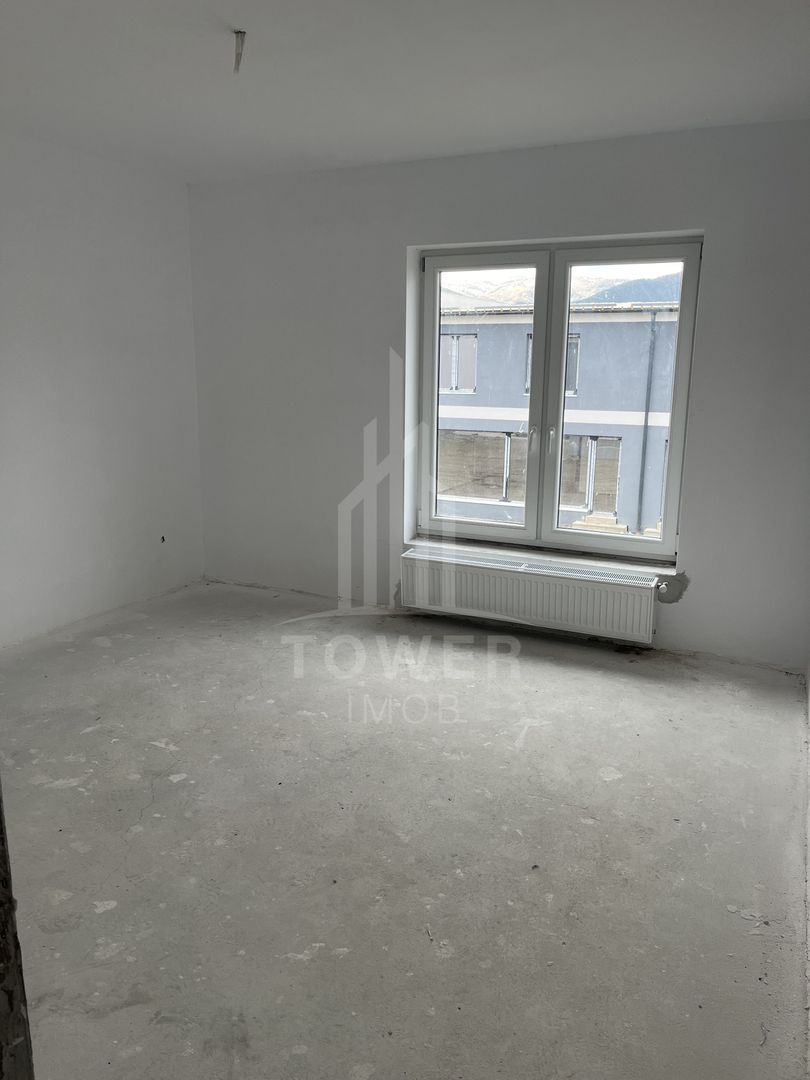 /// Casa de vanzare la intrare in Rasinari! /// - Poză 14