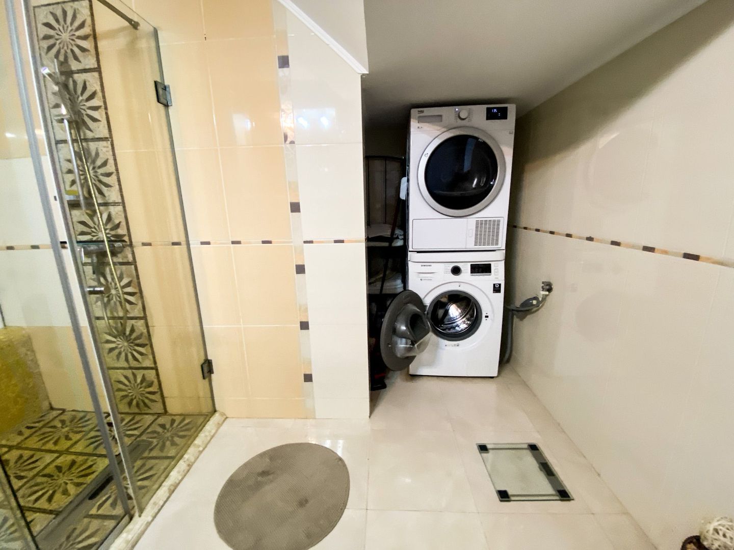 Refugiu Modern în Natură – Vilă Premium cu Design Contemporan - Poză 23