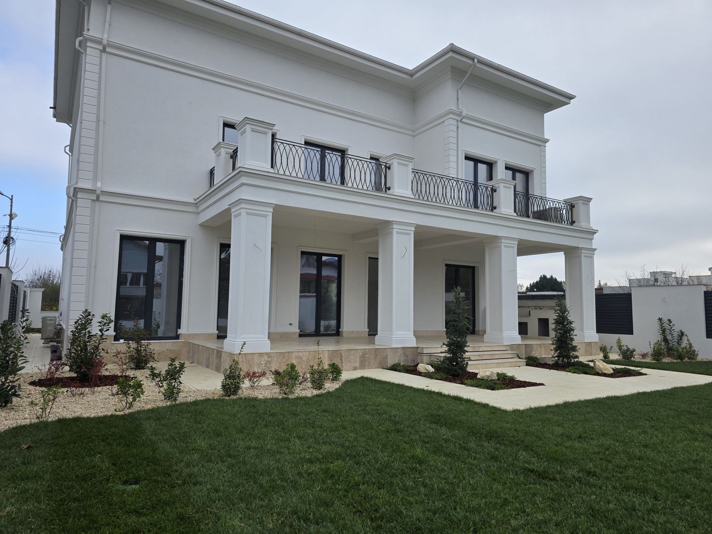 Vila superba excelent pozitionata in Pipera - Poză 8