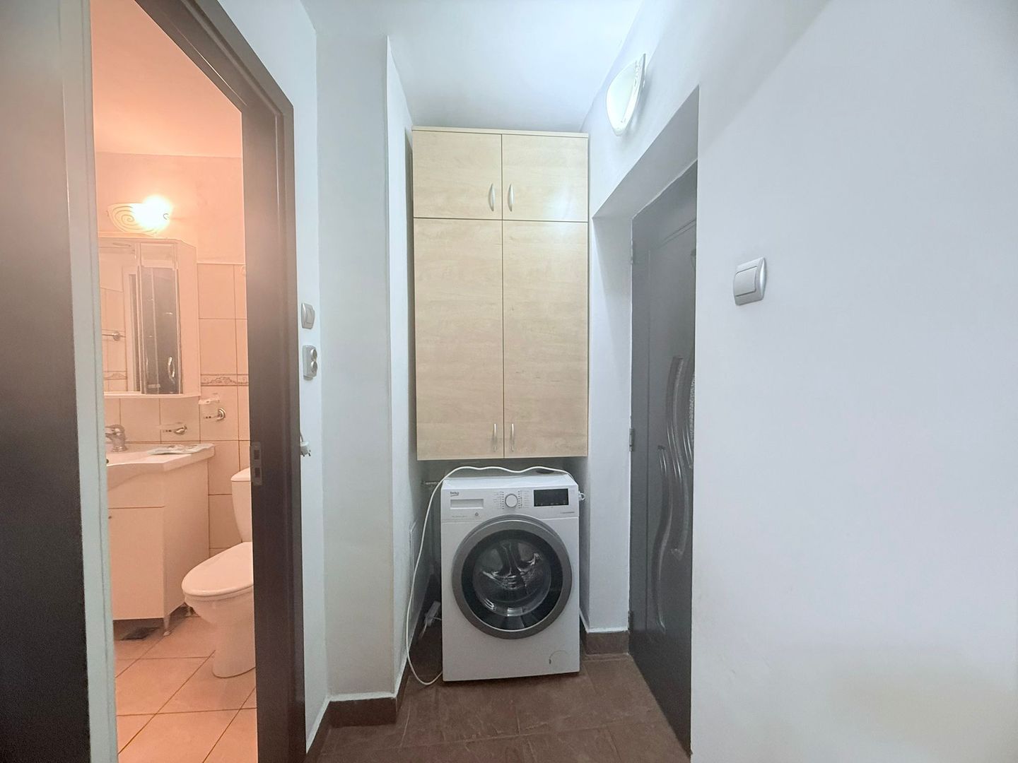APARTAMENT 2 CAMERE MOBILAT & UTILAT CENTRALA TERMICA BLOC 1984 - Poză 9