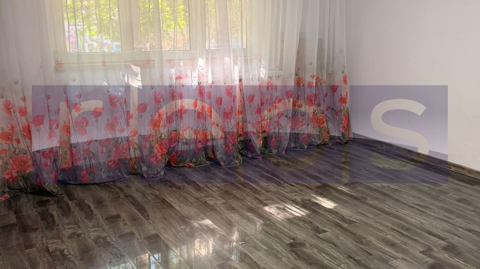 VANZARE 4 CAMERE DECOMANDAT VITAN MALL - Poză 4
