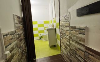 Spațiu comercial central de închiriat - Poză 4