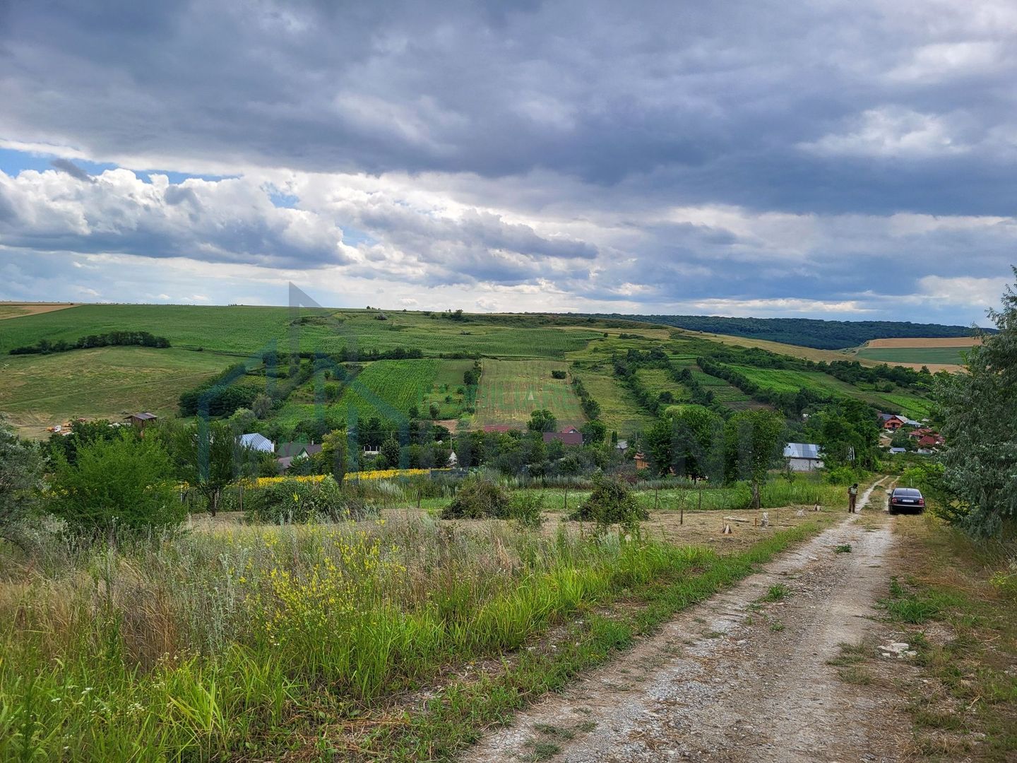 Teren intravilan 869 mp - Poză 2