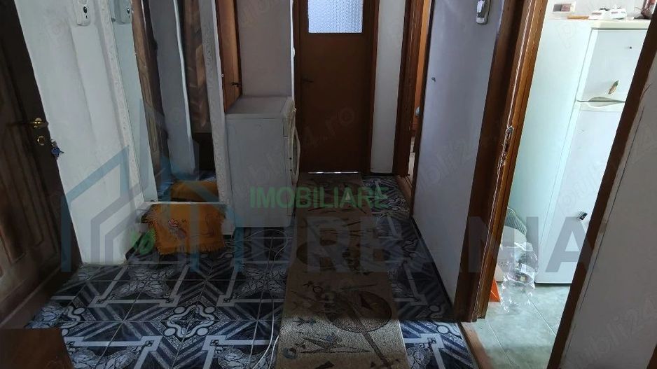 Apartament 2 camere, Pașcani, zona Piață Vale, etaj 2, bloc 1990, renovat recent - Poză 4