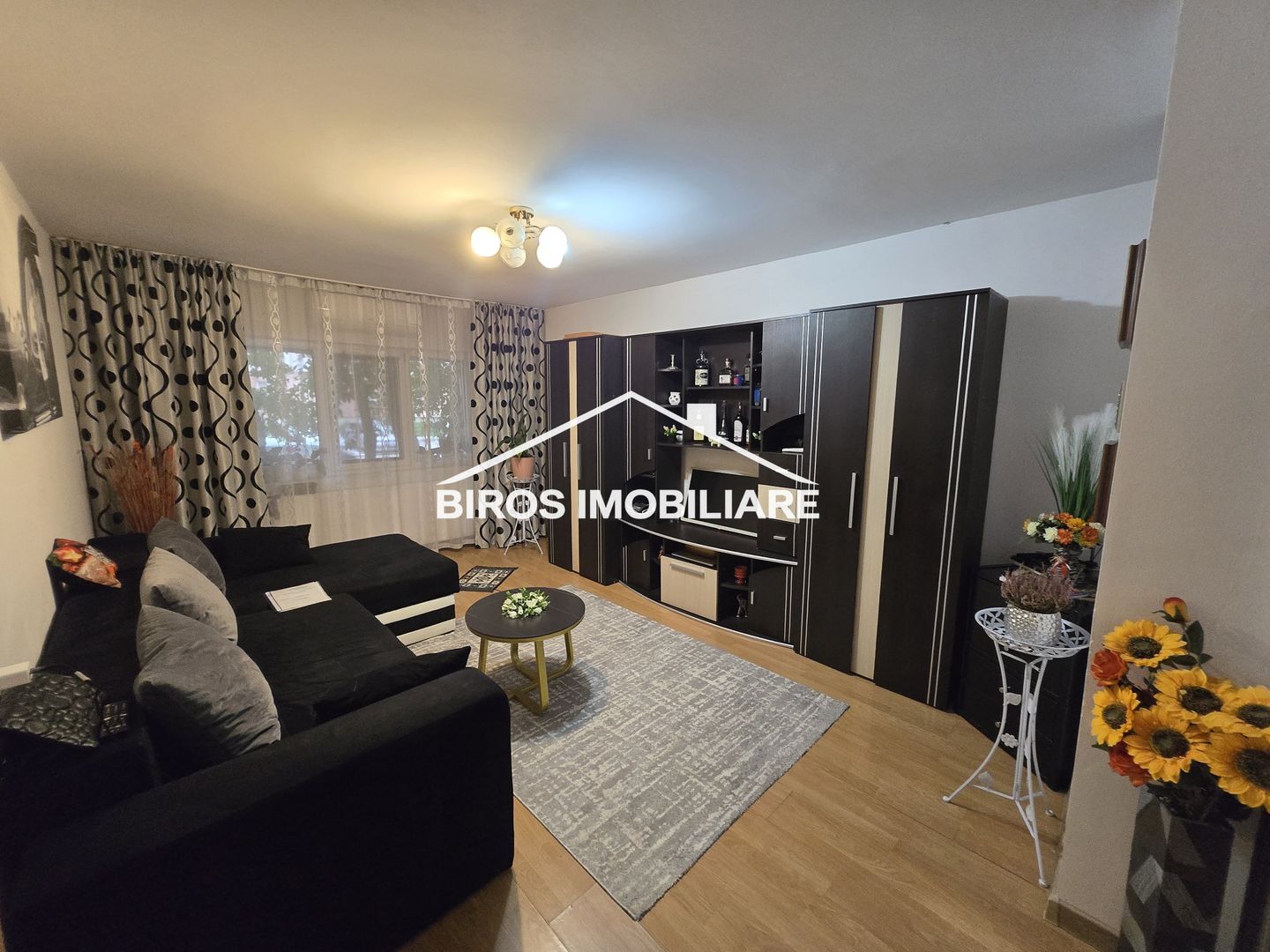 2 camere - Brazda + boxă 15 mp, acces direct din locuință - Poză 1