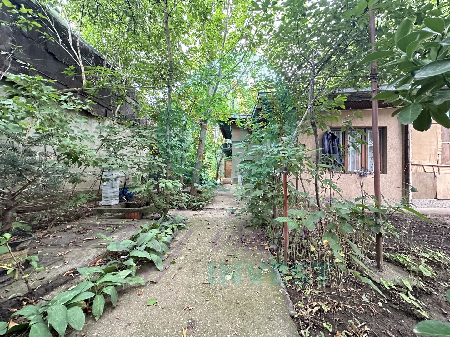 VILA cu potential de reamenajare- Teren 458 mp| - Poză 2