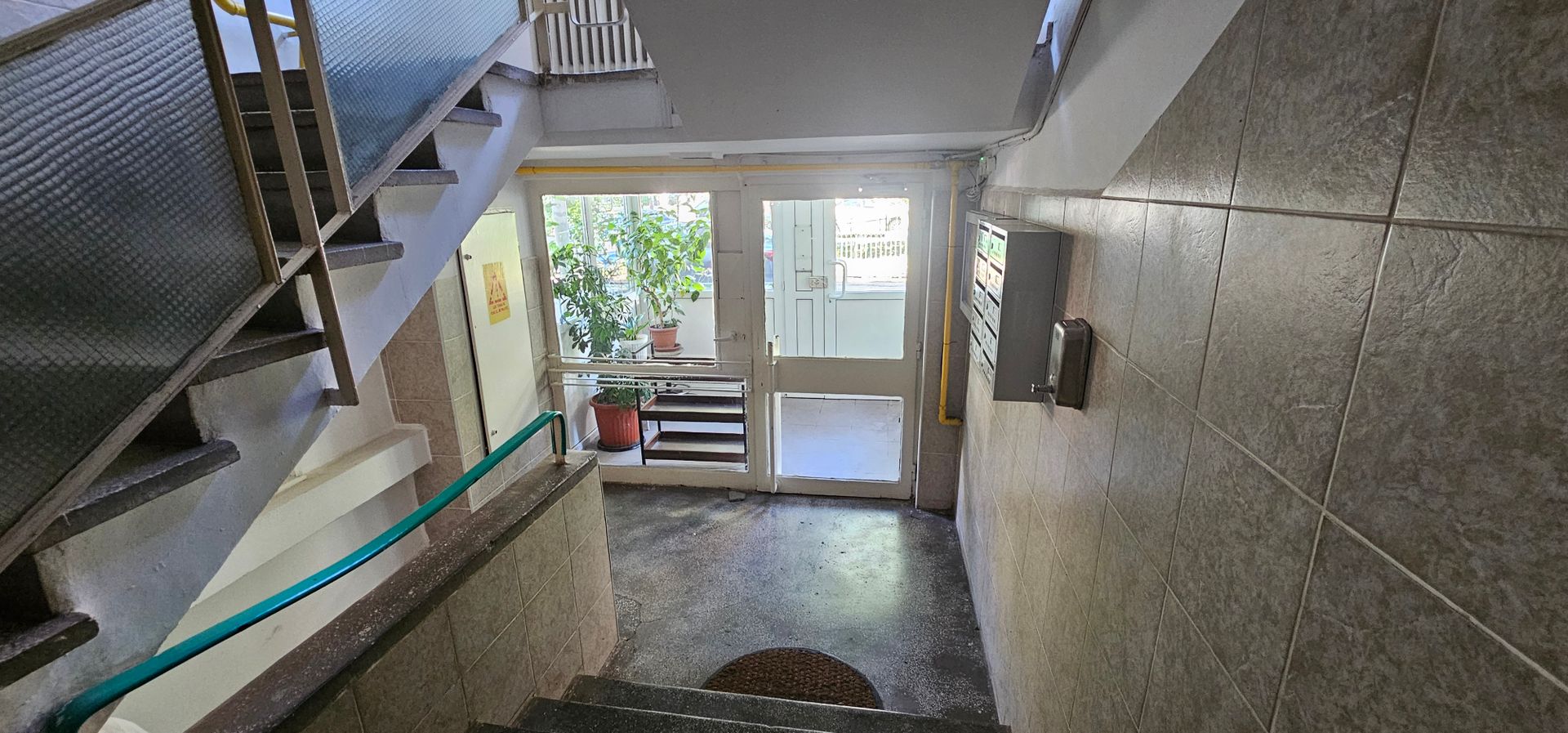 Apartament de 4 camere decomandate - Aleea Costinesti - Poză 32