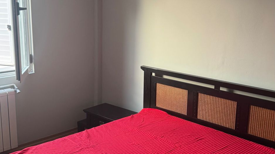 2 camere mobilat, parcare inclusa, 5 min metrou Costin Georgian - Poză 2
