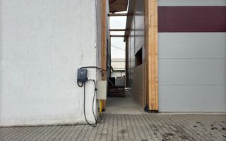 Showroom cu cladire de birouri | stradal | Roman/Neamt - de vanzare - Poză 6