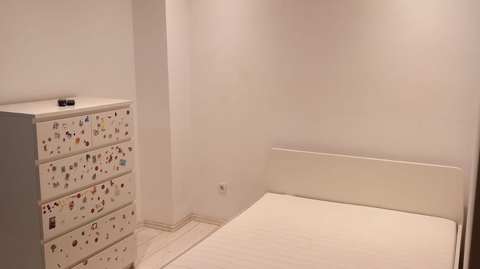 GARSONIERA - CRANGASI, BUCATARIE INCHISA, MOBILAT/UTILAT MODERN - Poză 1