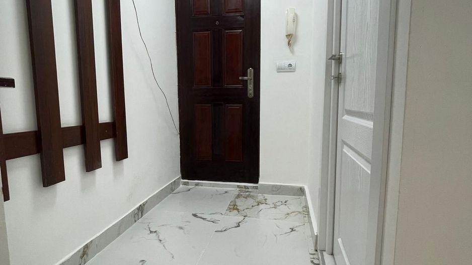 Garsoniera subsol de vanzare Bucurestii Noi - Poză 4