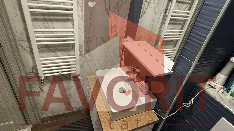 Centrala proprie. Renovat integral. Mobilat si utilat. Etaj intermediar - Poză 14