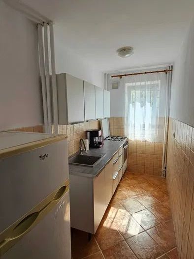 Apartament 2 camere, SD, 40 mp, 450 euro-Podu Ros - Poză 5