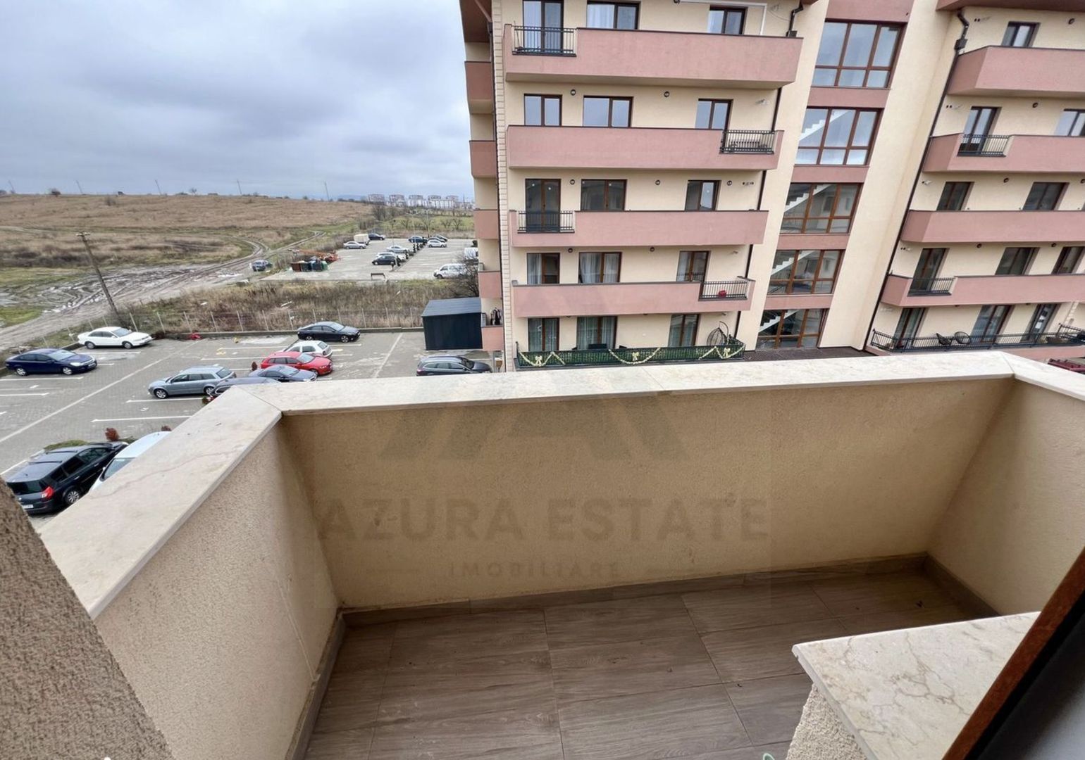 Apartament modern 54 mp utili 2 balcoane si parcare Calea Surii Mici - Poză 10
