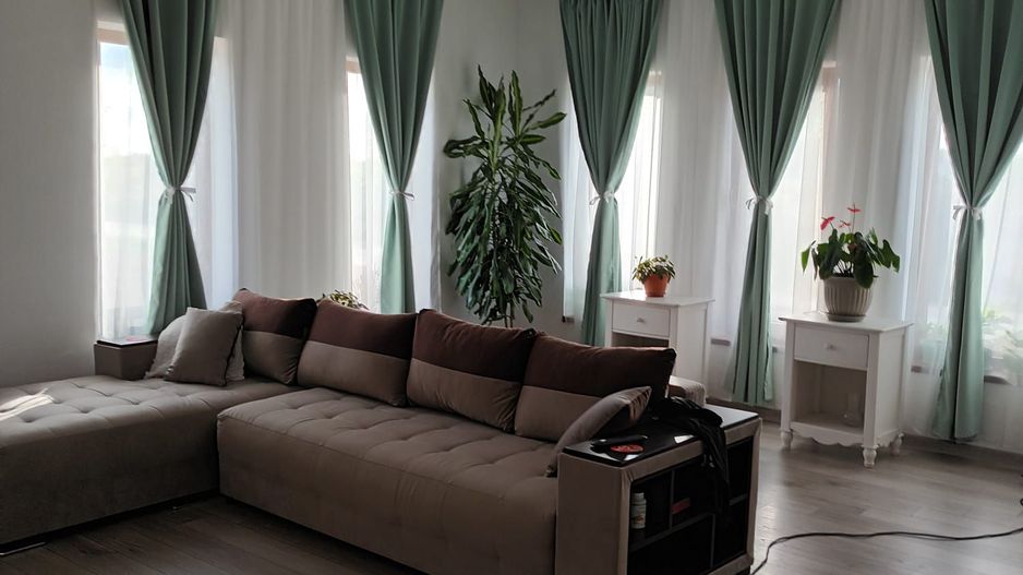 Casa Adunatii Copaceni - Poză 2