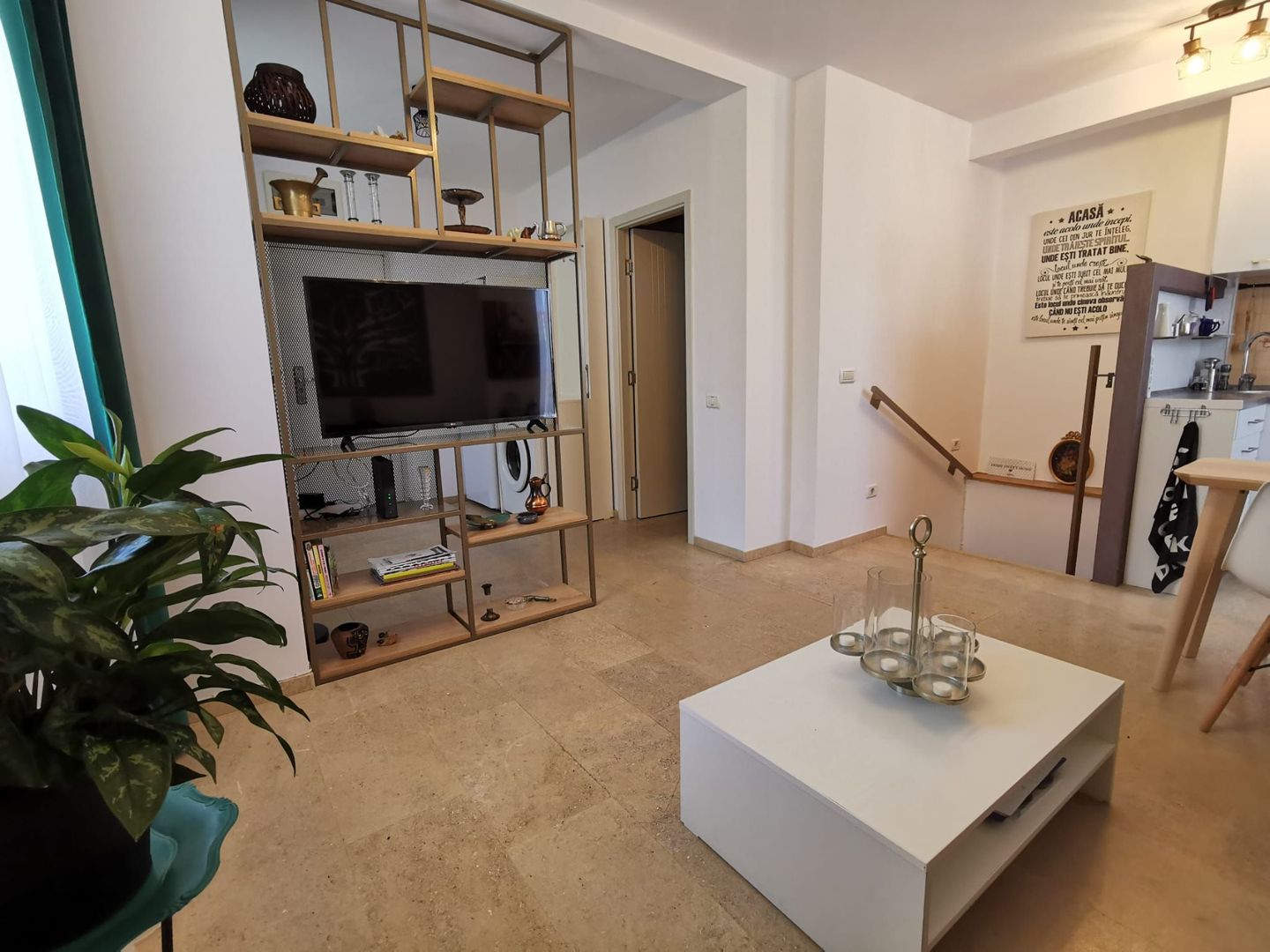 Apartament cu doua camere si loc de parcare - Poză 7