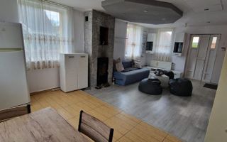 Casa 8 camere | 308mpu | 2 Apartamente | Selimbar - Poză 4