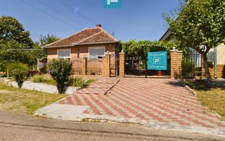 Casă stil conac pe drumul Cetății - Șiria - Poză 3