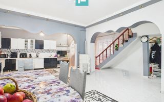 Două case, curte mare, lângă Castelul Huniazilor - Poză 17