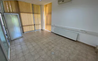 Spatiu de birou sau comercial - Poză 19