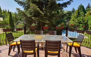 Vila unicata | Teren de 3000 m2 | Piscina si vegetatie matura - Poză 5