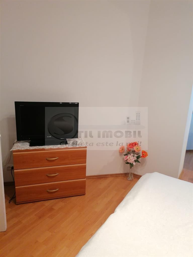 Apartament 2 camere - Zona Nicolina  -  450 Euro - Poză 6