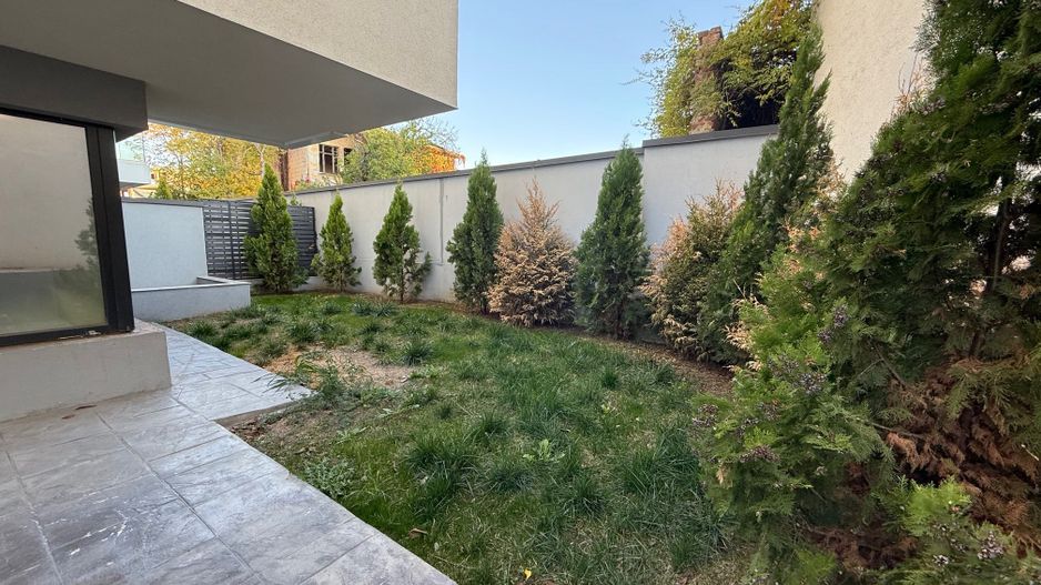 Apartament 4 Camere de Vanzare - Poză 25