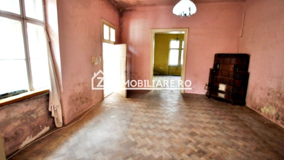 Casa 3 camere, 113 mp, 170 mp teren, zona Cetate - Poză 3