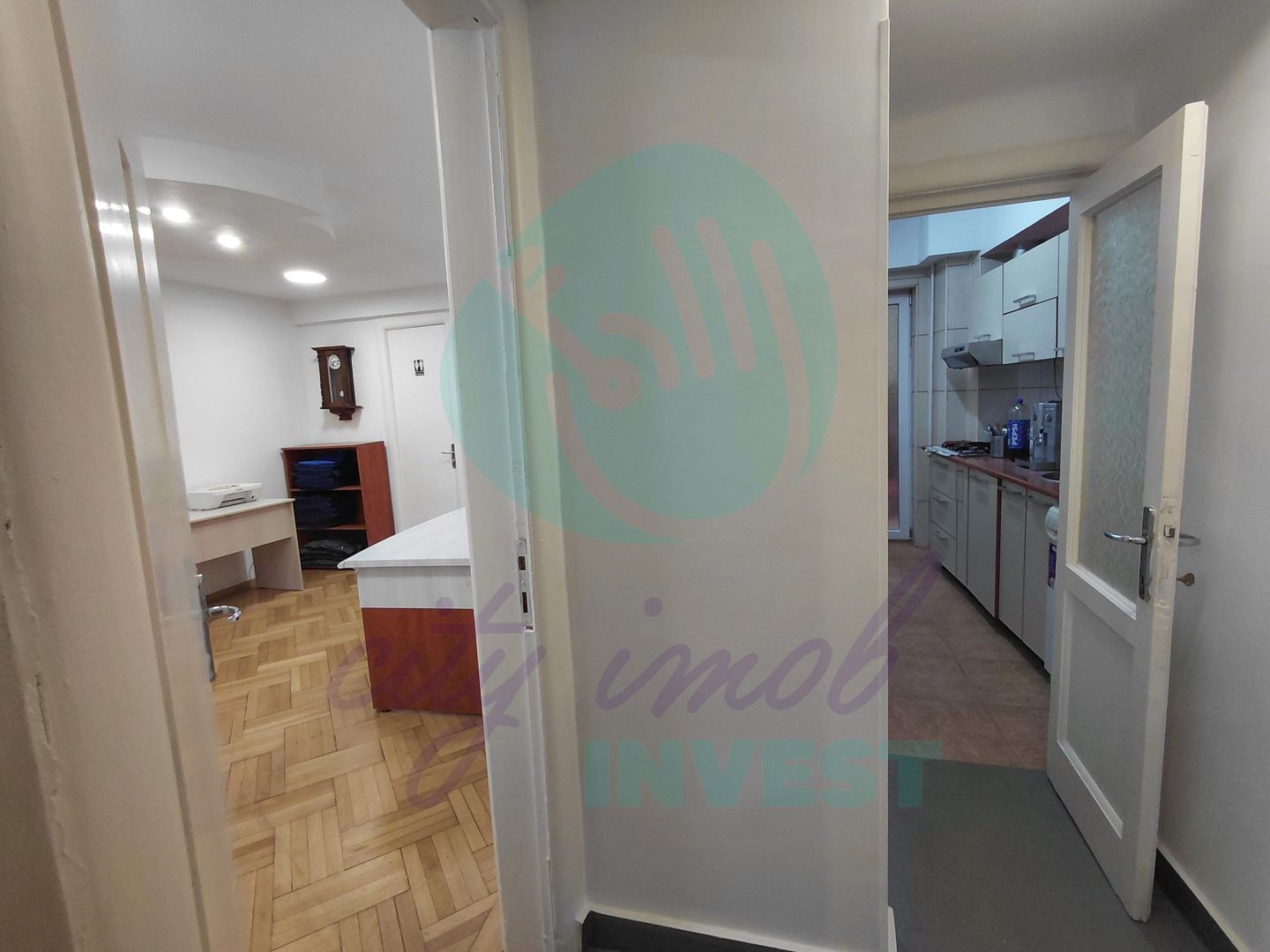 Interbelic 1934 | 4 camere, 4 balcoane, centrala | Piata Sf. Stefan - Poză 10