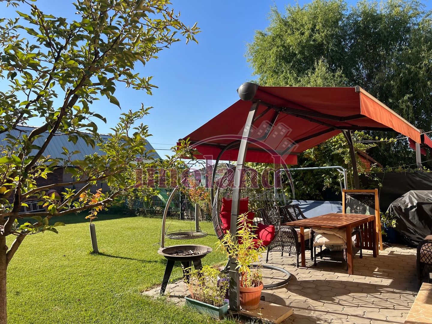 Casa cu garaj si curte - Balotesti - Poză 2