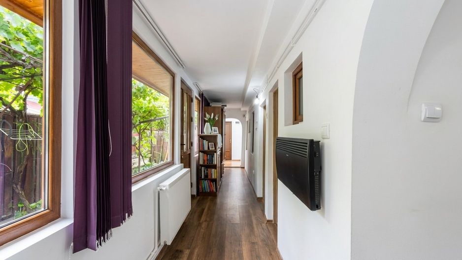 Casa 3 camere | 2 min Metrou Laminorului | Teren 241 mp | Renovata complet - Poză 3