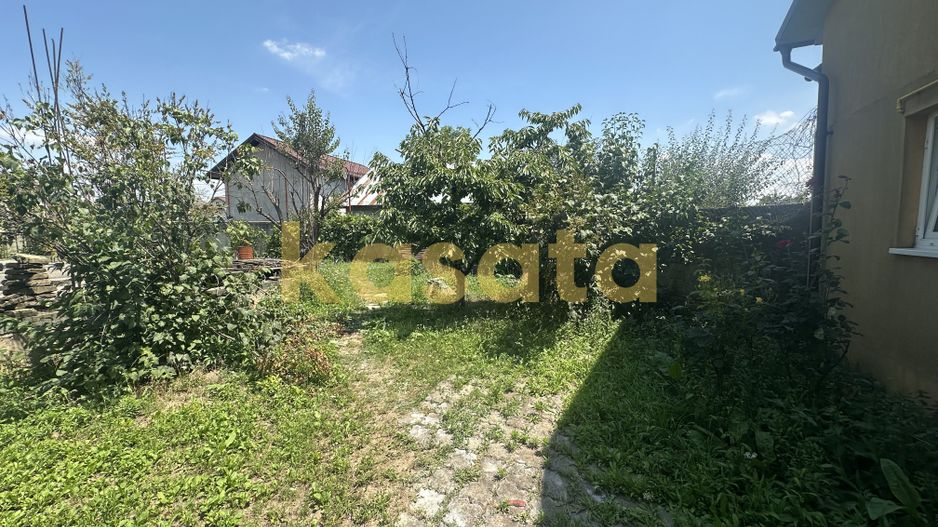🏡 Casă de vânzare în Domnești | Curte 600 mp | Locație excelentă - Poză 5