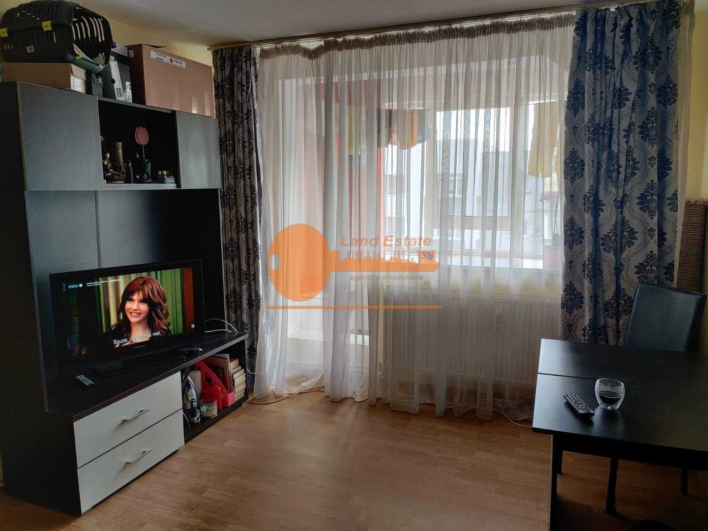 Apartament 2 camere decomandat | Zona Păcii | 500 m metrou | Bloc izolat - Poză 1