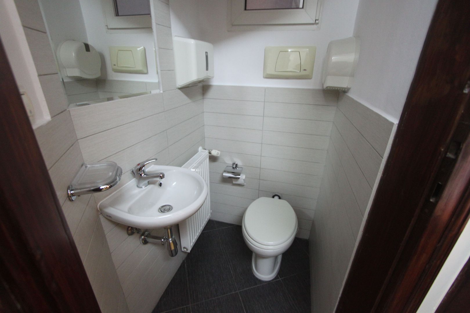 Apartament pretabil birou - Piata Victoriei - Poză 10