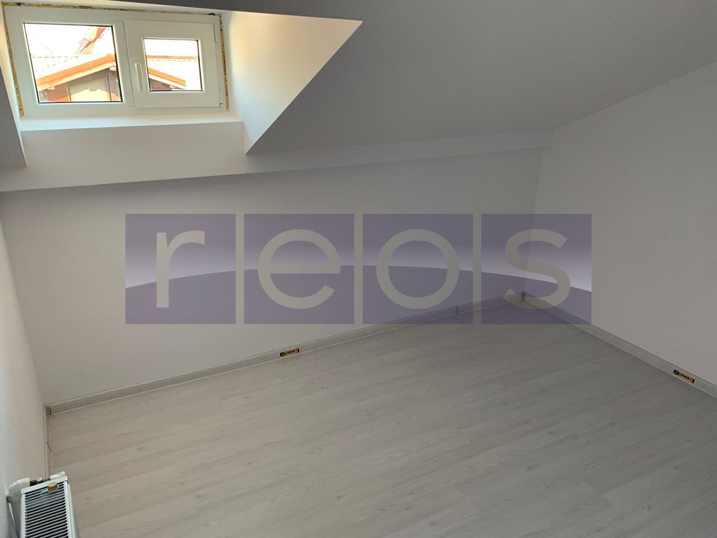 VANZARE - VILA 9 CAMERE  - Vasile Lascar, Mihai Eminescu, Bd. Dacia - Poză 13