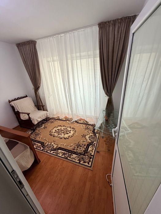 Apartament cu 2 camere in Bulevardul 1 Mai - Poză 4