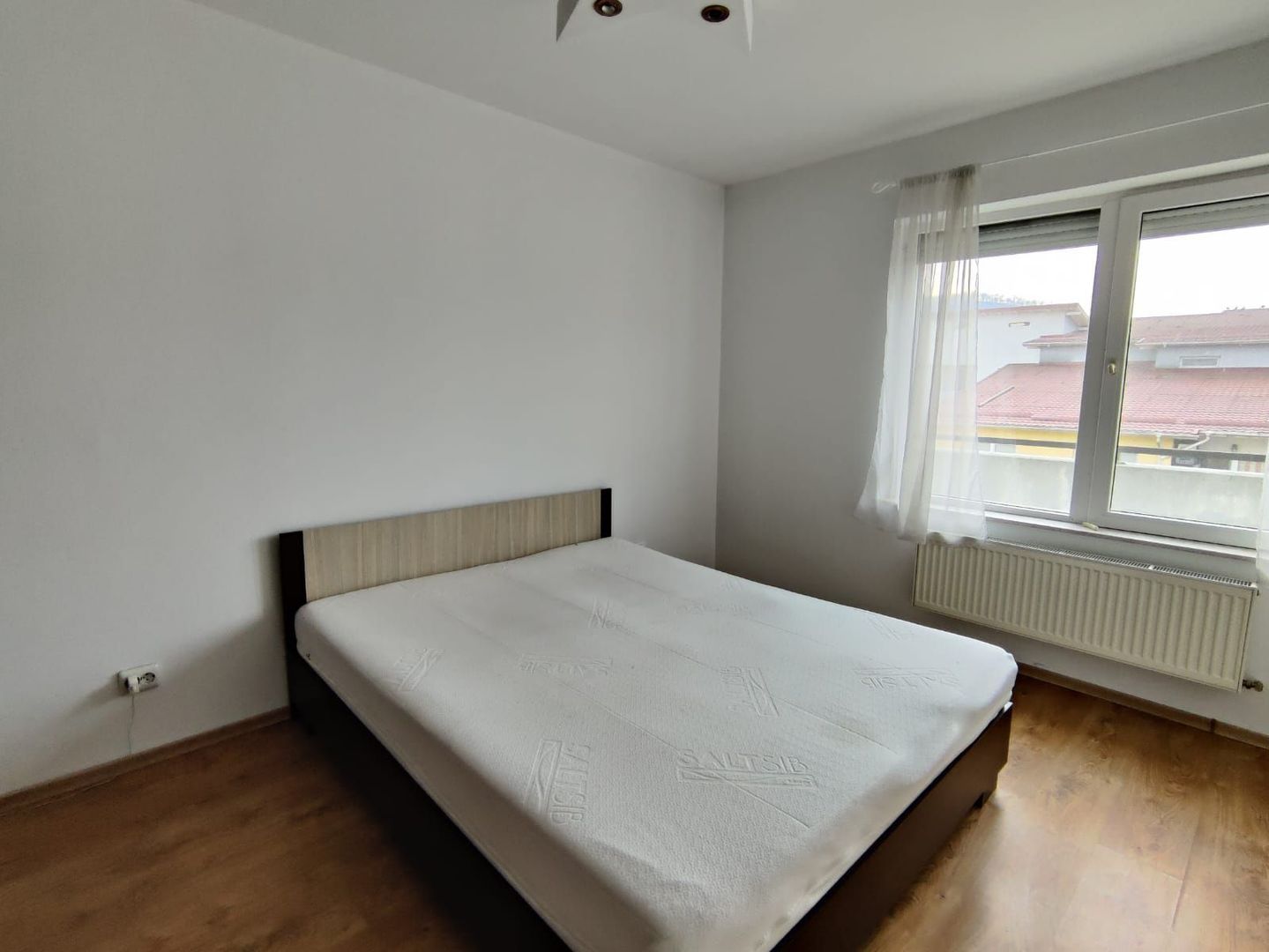 Apartament 3 Cam, 80 MP, parcare, Floresti, Strada Florilor - Poză 5