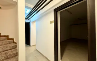 Vila cu 13 camere *460mpu* + garaj // Dorobanți - Poză 37