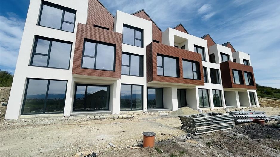 Casa de vanzare in Sibiu, concept modern, panorama deosebita, 137 mpu - Poză 10