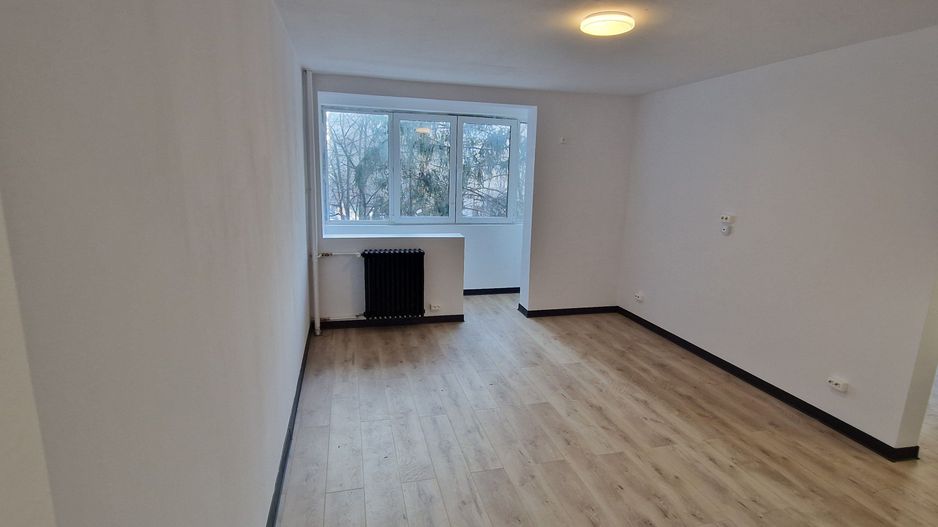 Proprietar - Vand apartament 2 camere Zona Drumul Taberei - Poză 1