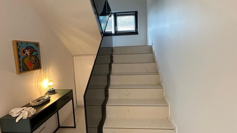 Casa moderna în Dumbravita - Ikea cu garaj - Poză 17