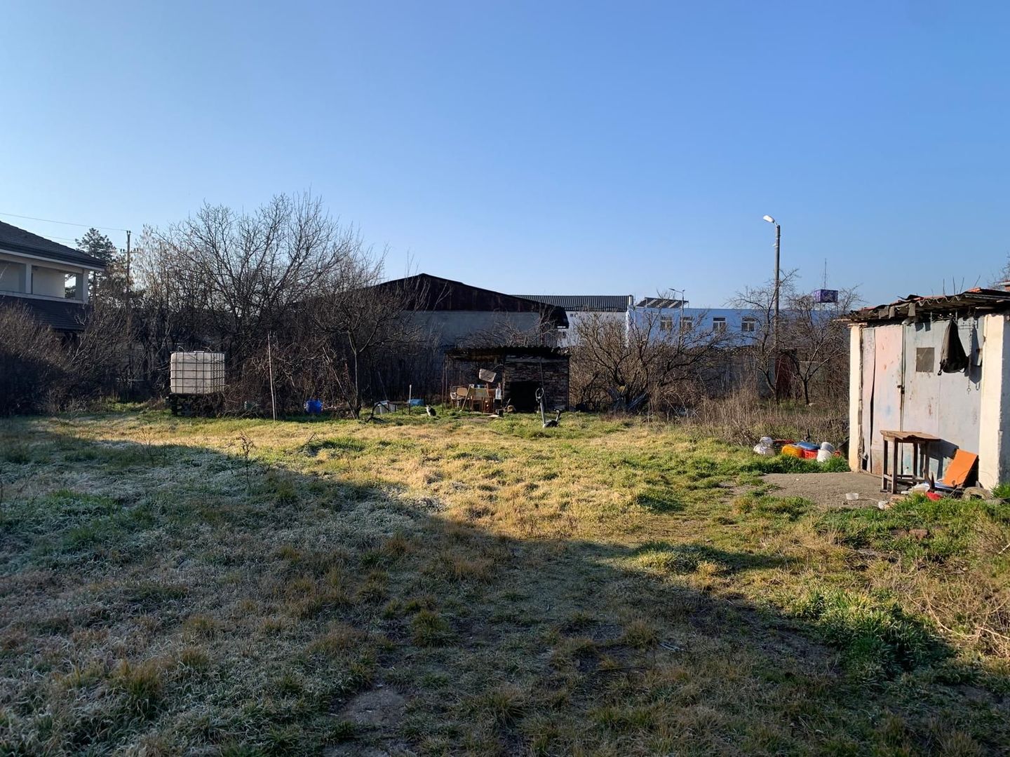 Teren intravilan 1.040 mp Lipovei-II de la Brad - Poză 1