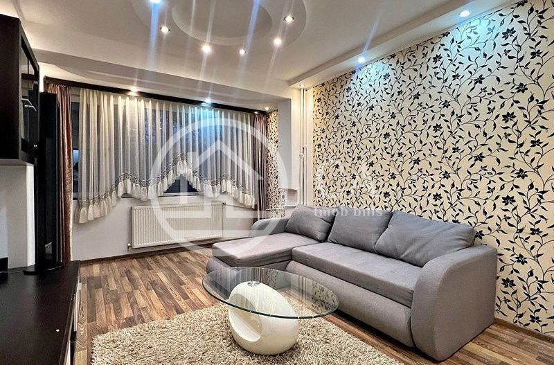 Apartament de vânzare cu 2 camere în zona Rogerius, Oradea - Poză 3