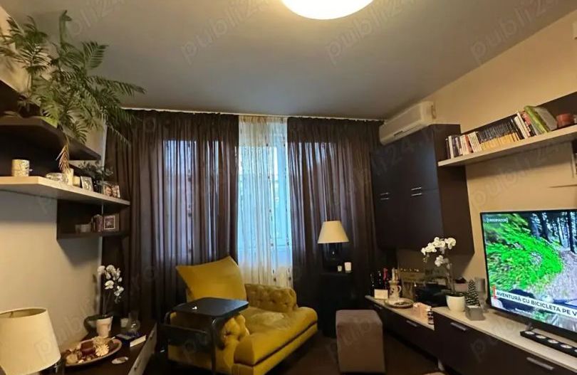 Vanzare apartament 3 camere sector 4 S234 - Poză 1