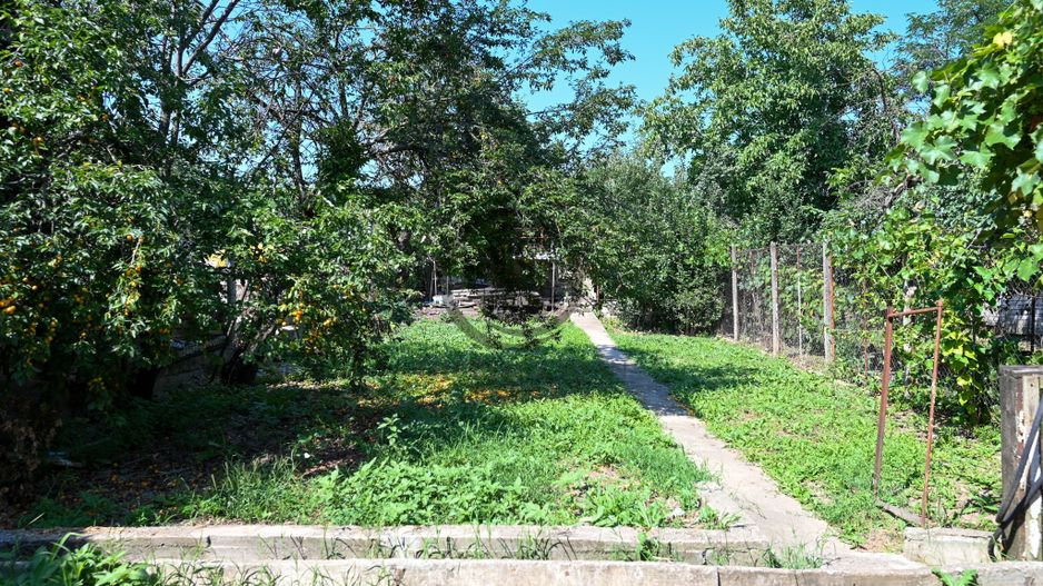 Casă din cărămidă de vanzare | 444 MP teren | Pleasa, PH | Comision 0% - Poză 13