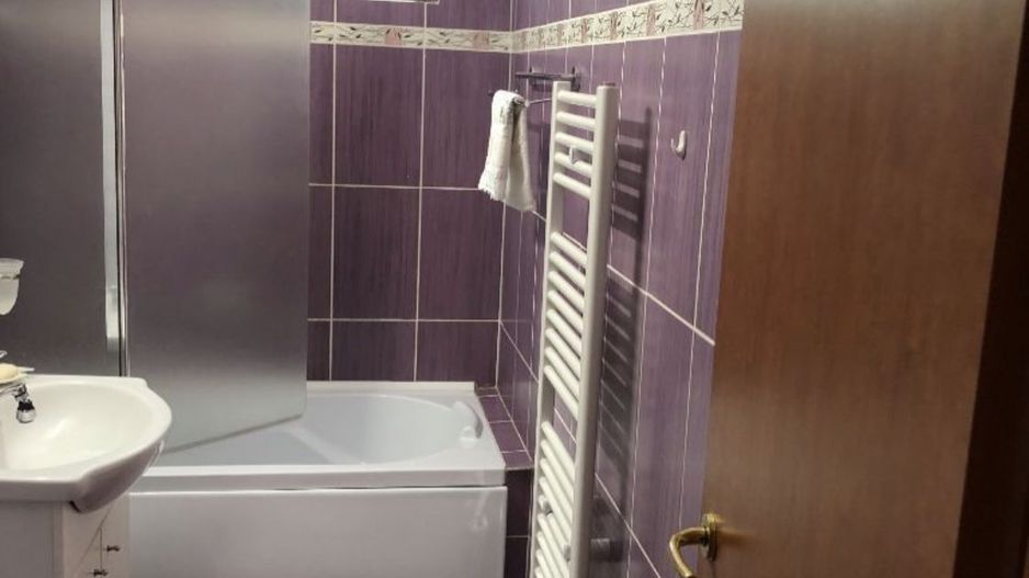 De vanzare apartament 3 camere - Poză 14